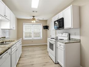 605  Drexel Drive , Grapevine Texas 76051