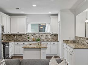 310 S Waverly Drive , Dallas Texas 75208