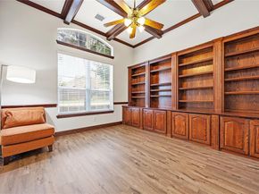 9024  Fox Hollow Trail , Irving Texas 75063