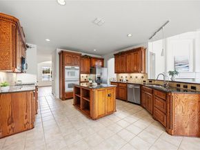 9024  Fox Hollow Trail , Irving Texas 75063