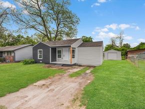 3524  Fairfax Street , Fort Worth Texas 76119