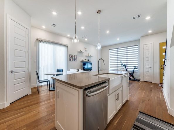7832  Verona Place , Dallas Texas 75231