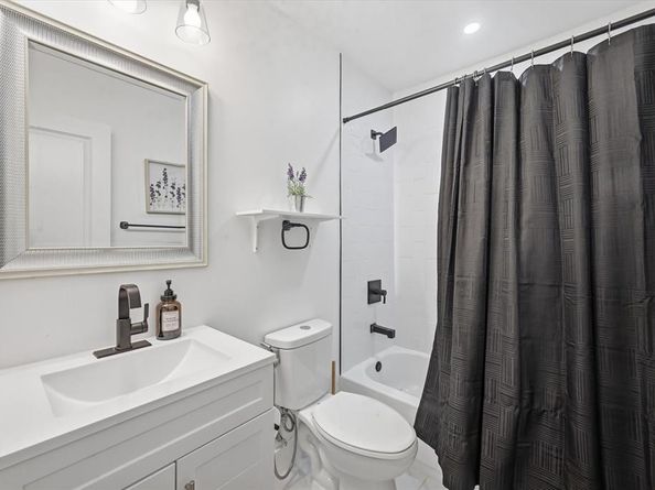 303  Brodie Street , Dallas Texas 75224