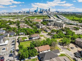 613 N Ewing Avenue , Dallas Texas 75203