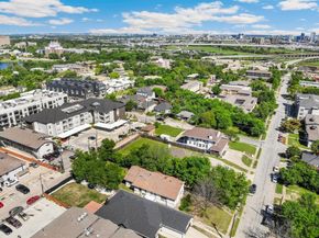 613 N Ewing Avenue , Dallas Texas 75203