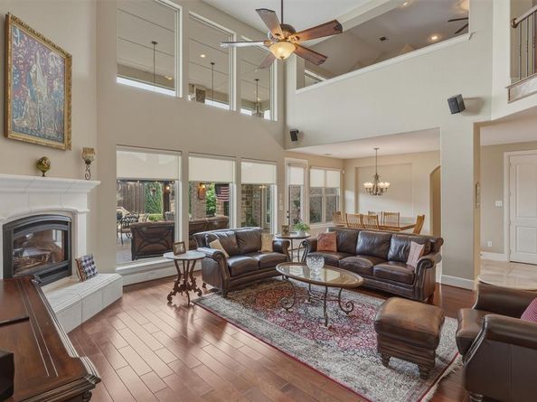 2222  Crest Pointe Place , Frisco Texas 75034