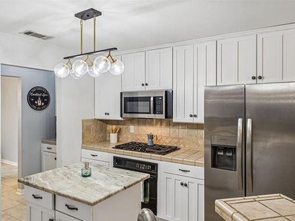 5522  Challenger Court , Rockwall Texas 75032