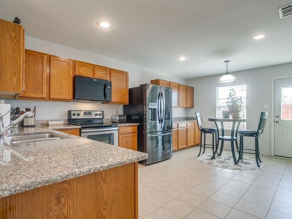 305  Chalkstone Drive , Fort Worth Texas 76131