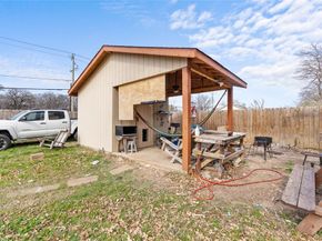 4203  Avenue M  , Fort Worth Texas 76105