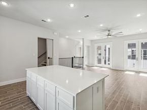 2534  Carmelita Street , Dallas Texas 75212