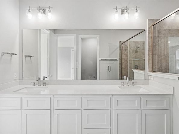 2534  Carmelita Street , Dallas Texas 75212