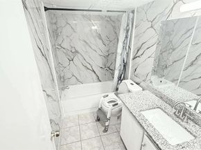 732  Valiant Circle , Garland Texas 75043
