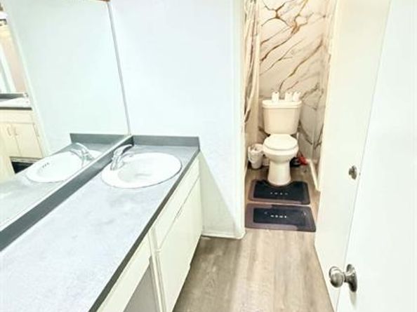 732  Valiant Circle , Garland Texas 75043