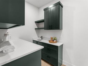 6913  Mohawk Drive , Dallas Texas 75235