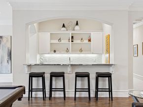 4715 W Northwest Highway , Dallas Texas 75220