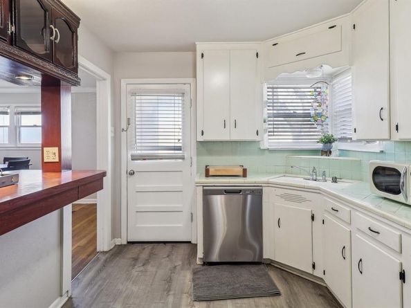 4901  Rector Avenue , Fort Worth Texas 76133