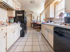 909  Bradfield Drive , Garland Texas 75042