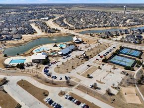 720  Skyview Court , Celina Texas 75009