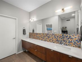 5205  Capitol Avenue  9, Dallas Texas 75206