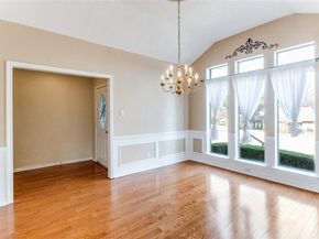 2120  Meadowview Court , Garland Texas 75043