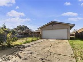 2801  Laramie Street , Irving Texas 75062