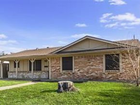 2801  Laramie Street , Irving Texas 75062