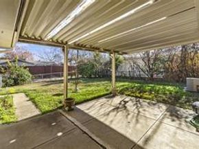 2801  Laramie Street , Irving Texas 75062