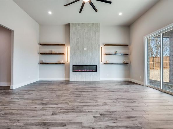 903  Urban Drive , DeSoto Texas 75115