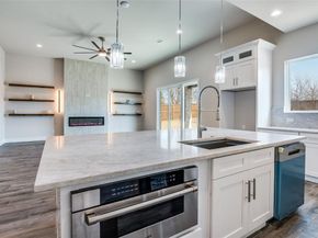 903  Urban Drive , DeSoto Texas 75115