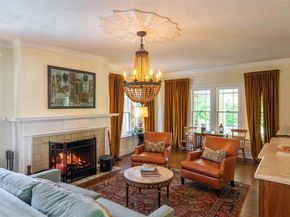 2417  5th Avenue , Fort Worth Texas 76110