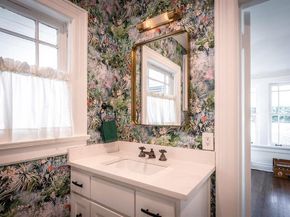 2417  5th Avenue , Fort Worth Texas 76110