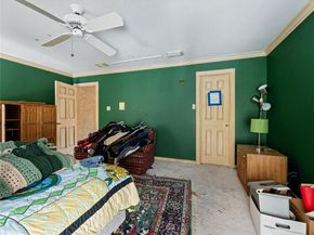 1809  Burton Hill Road , Fort Worth Texas 76107