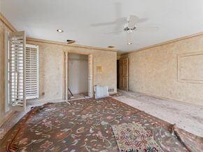 1809  Burton Hill Road , Fort Worth Texas 76107