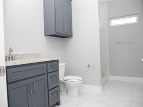 1527  Caldwell Avenue , Dallas Texas 75223