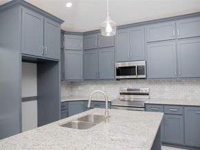 1527  Caldwell Avenue , Dallas Texas 75223