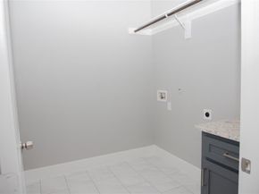 1527  Caldwell Avenue , Dallas Texas 75223
