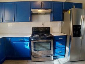 1509 W Page Avenue , Dallas Texas 75208