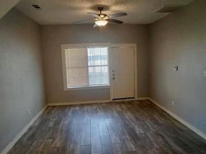 1509 W Page Avenue , Dallas Texas 75208