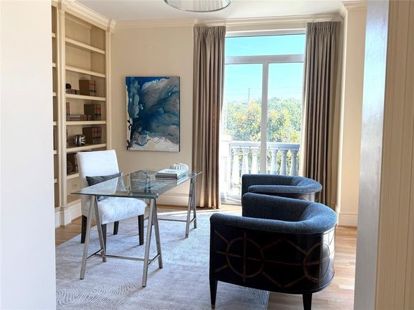 3505  Turtle Creek Boulevard  2A, Dallas Texas 75219