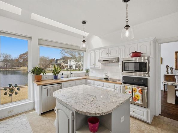 5204  Yacht Club Drive , Rockwall Texas 75032