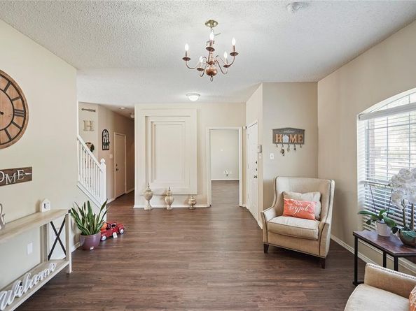 1934  Pin Oak Lane , Lancaster Texas 75146