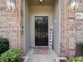 1934  Pin Oak Lane , Lancaster Texas 75146