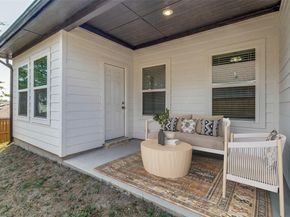 2704  Lucky Lane , Dallas Texas 75241