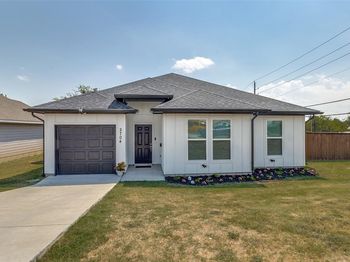 2704  Lucky Lane 