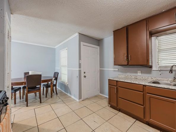 5509  Purington Avenue , Fort Worth Texas 76112