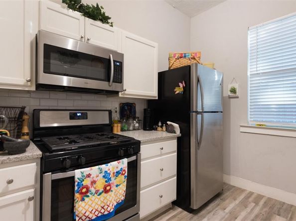 237-239 W Brooklyn Avenue , Dallas Texas 75208