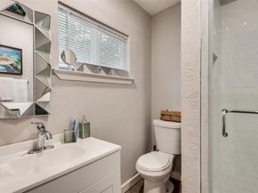 237-239 W Brooklyn Avenue , Dallas Texas 75208