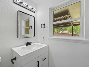 5520  Oak Trail , Dallas Texas 75232