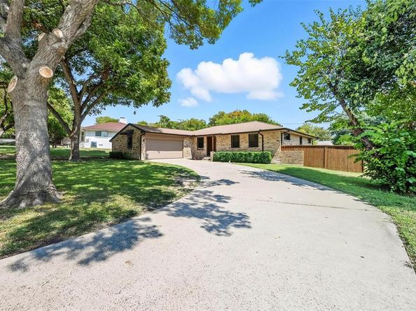5520  Oak Trail , Dallas Texas 75232