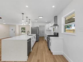 5520  Oak Trail , Dallas Texas 75232